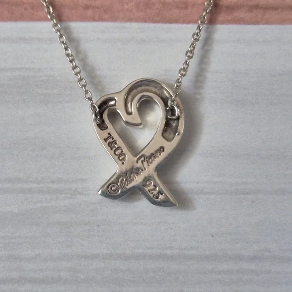 Tiffany Paloma Picasso, Loving Heart Pendant
